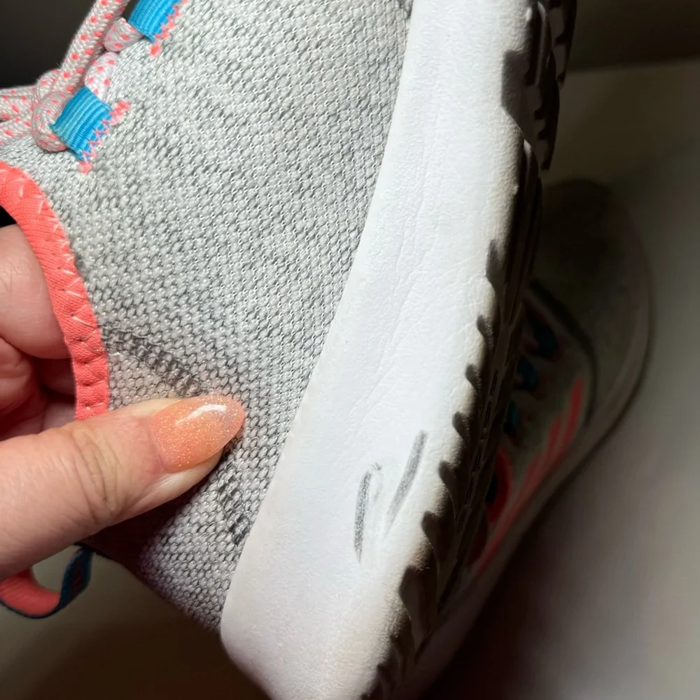 Kids 5 | Adidas | Cloudfoam Sneakers